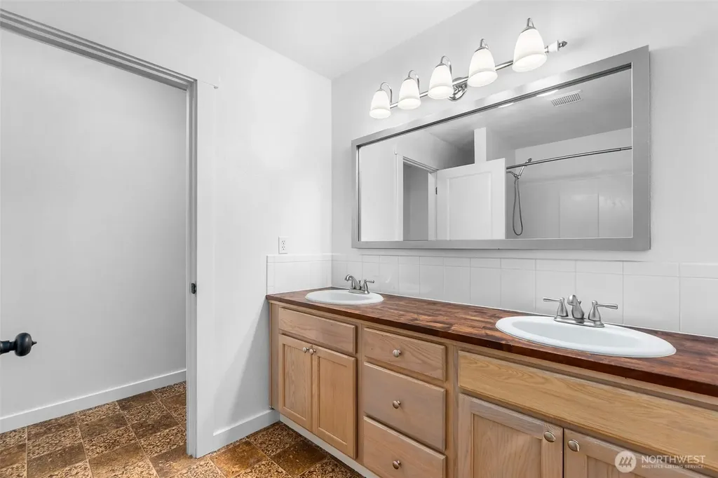 17818 SE Overlake Court Yelm WA 98597