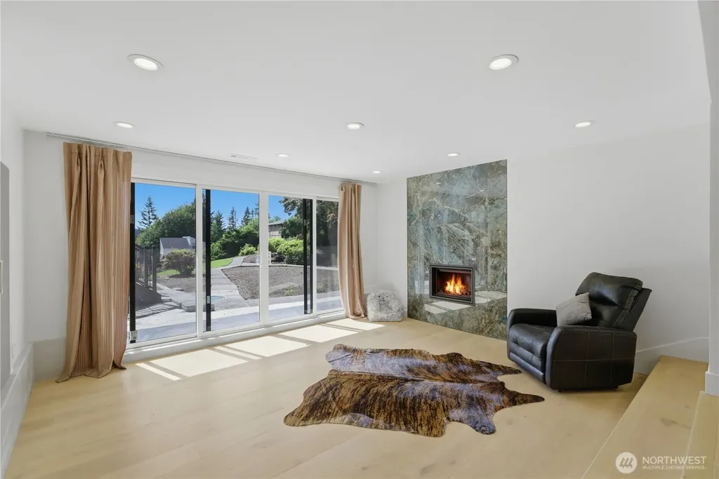 2140 192nd Avenue SE Sammamish WA 98075
