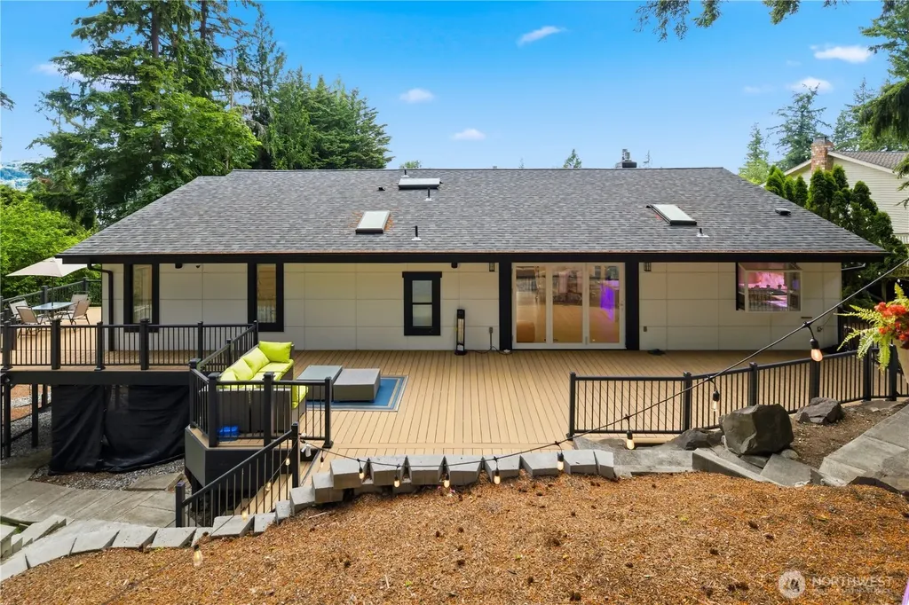 2140 192nd Avenue SE Sammamish WA 98075