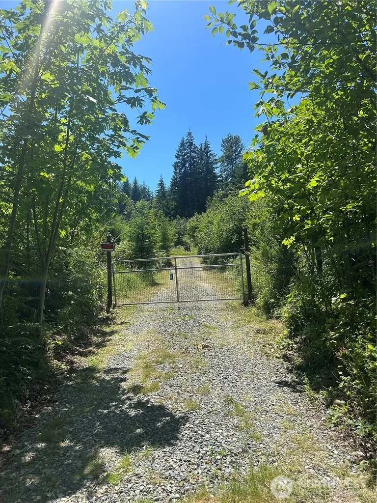 0 Russian Hill Lane SE Rainier WA 98576