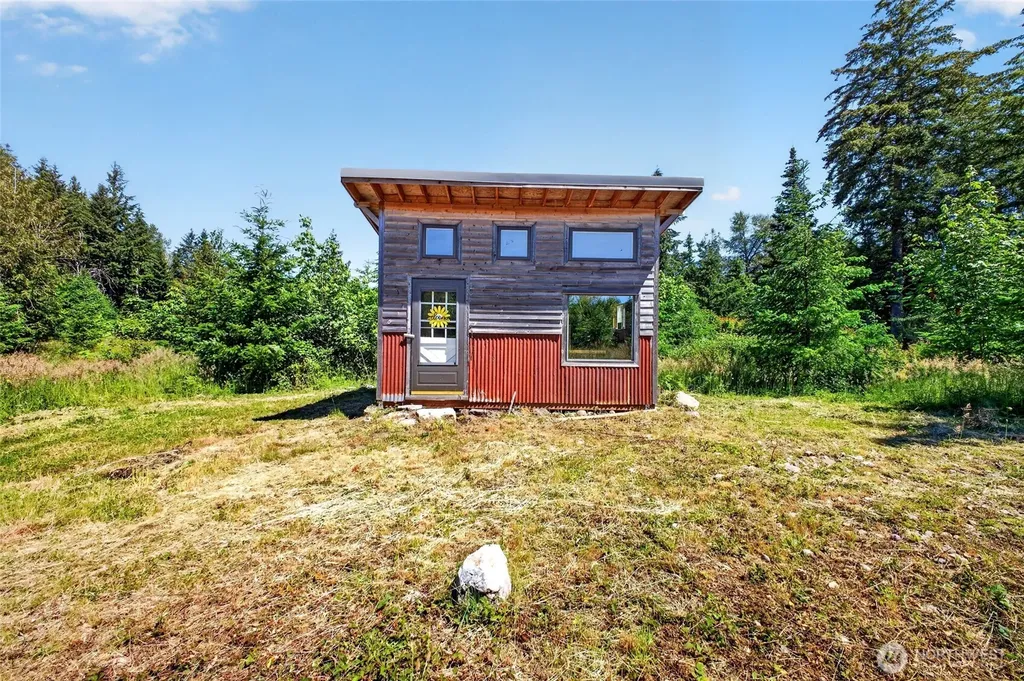 0 Russian Hill Lane SE Rainier WA 98576
