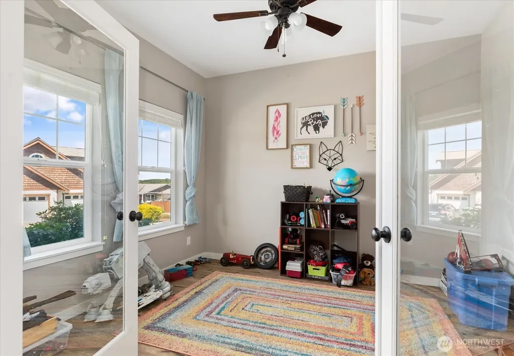 1720 SW Waterside Court Oak Harbor WA 98277