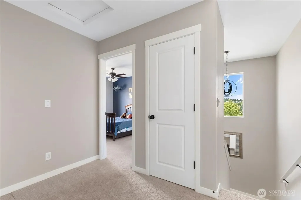 1720 SW Waterside Court Oak Harbor WA 98277