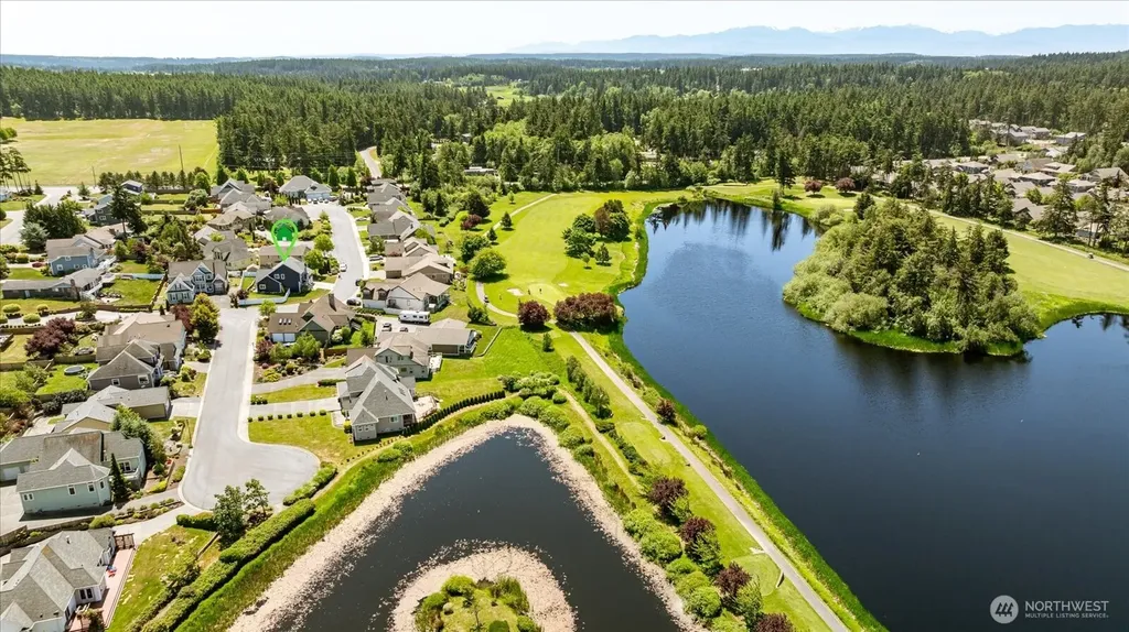 1720 SW Waterside Court Oak Harbor WA 98277