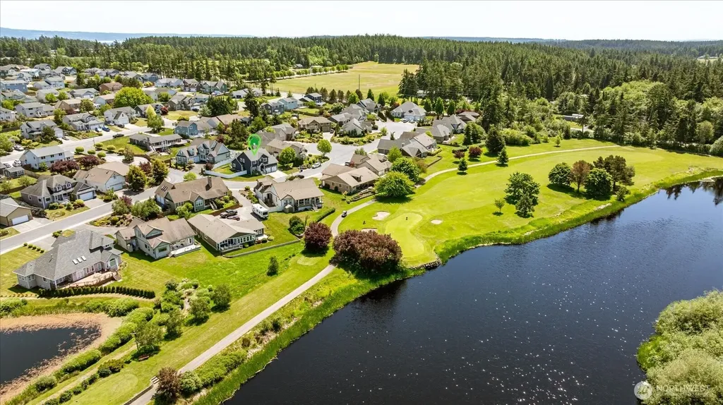 1720 SW Waterside Court Oak Harbor WA 98277