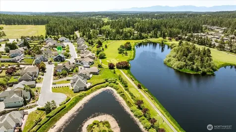 1720 SW Waterside Court Oak Harbor WA 98277