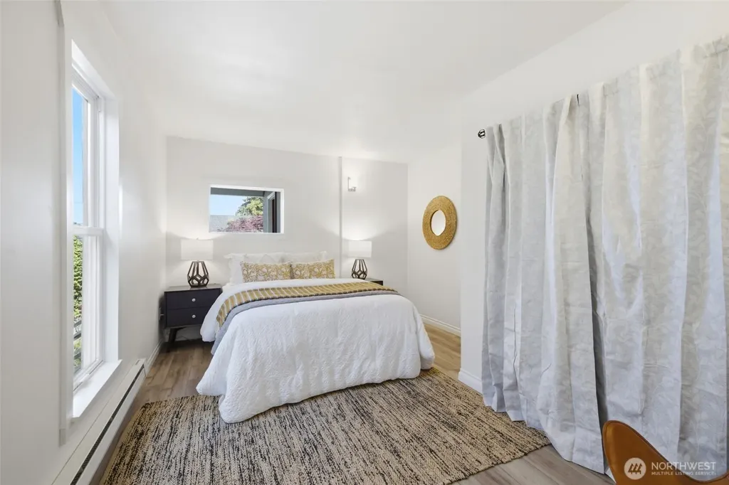 10209 64th Avenue S Seattle WA 98178