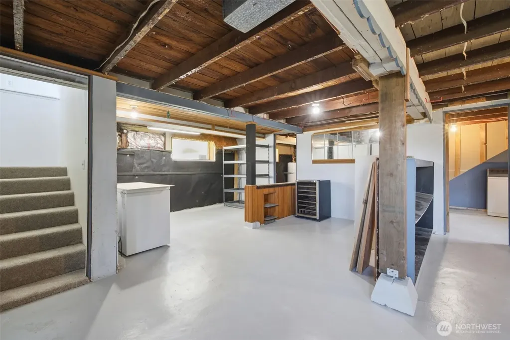 10209 64th Avenue S Seattle WA 98178