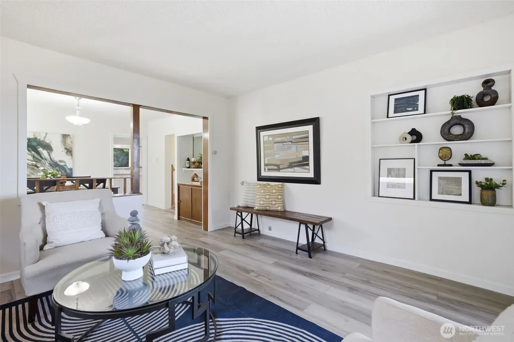 10209 64th Avenue S Seattle WA 98178