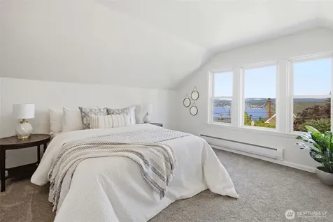 10209 64th Avenue S Seattle WA 98178