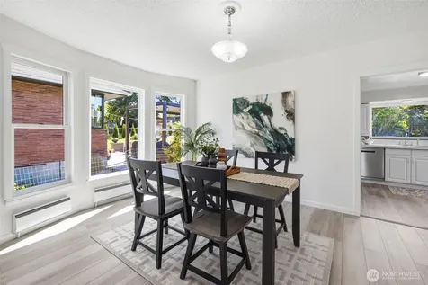 10209 64th Avenue S Seattle WA 98178