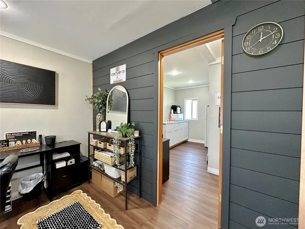 2829 Simpson Avenue Hoquiam WA 98550