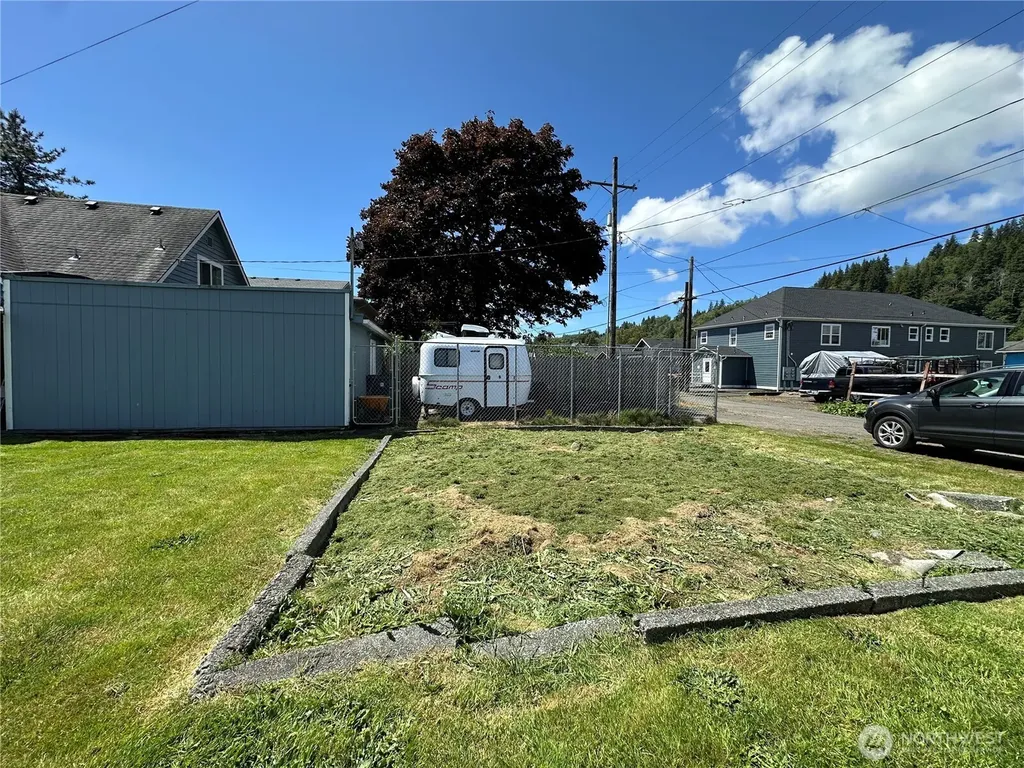 2829 Simpson Avenue Hoquiam WA 98550