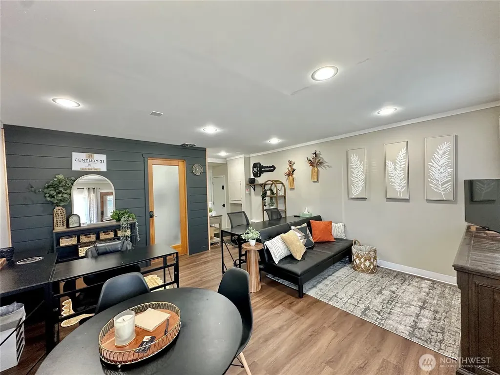 2829 Simpson Avenue Hoquiam WA 98550