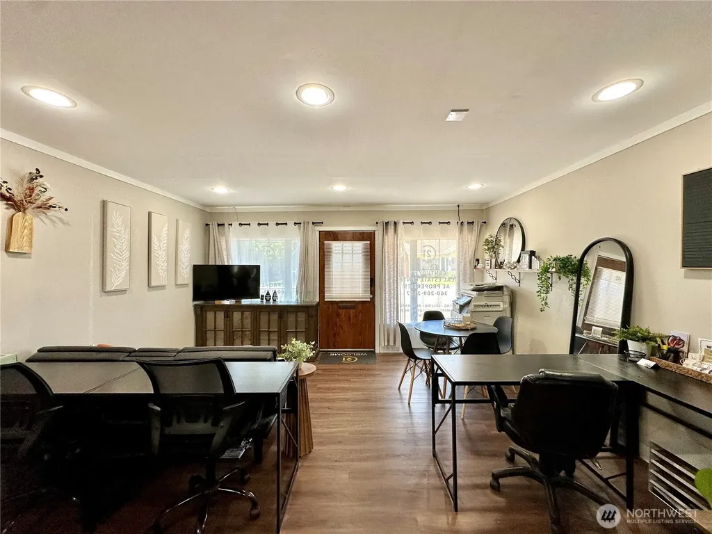 2829 Simpson Avenue Hoquiam WA 98550