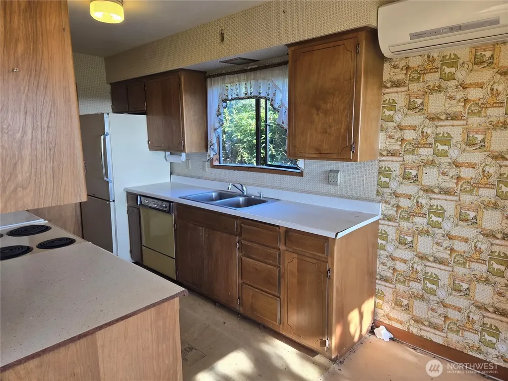 30011 J Place Ocean Park WA 98640