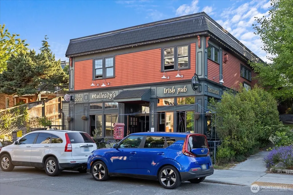 3045 21st Avenue W Seattle WA 98199