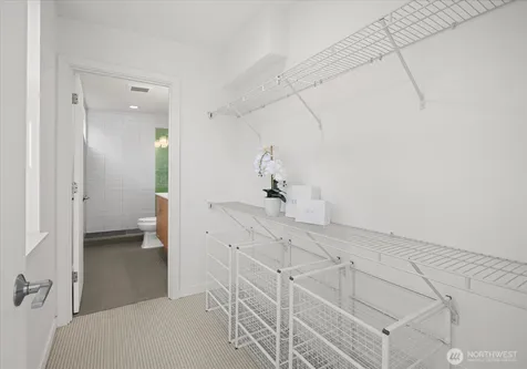 3045 21st Avenue W Seattle WA 98199