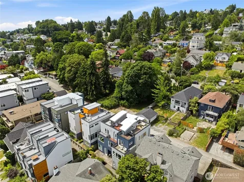 3045 21st Avenue W Seattle WA 98199