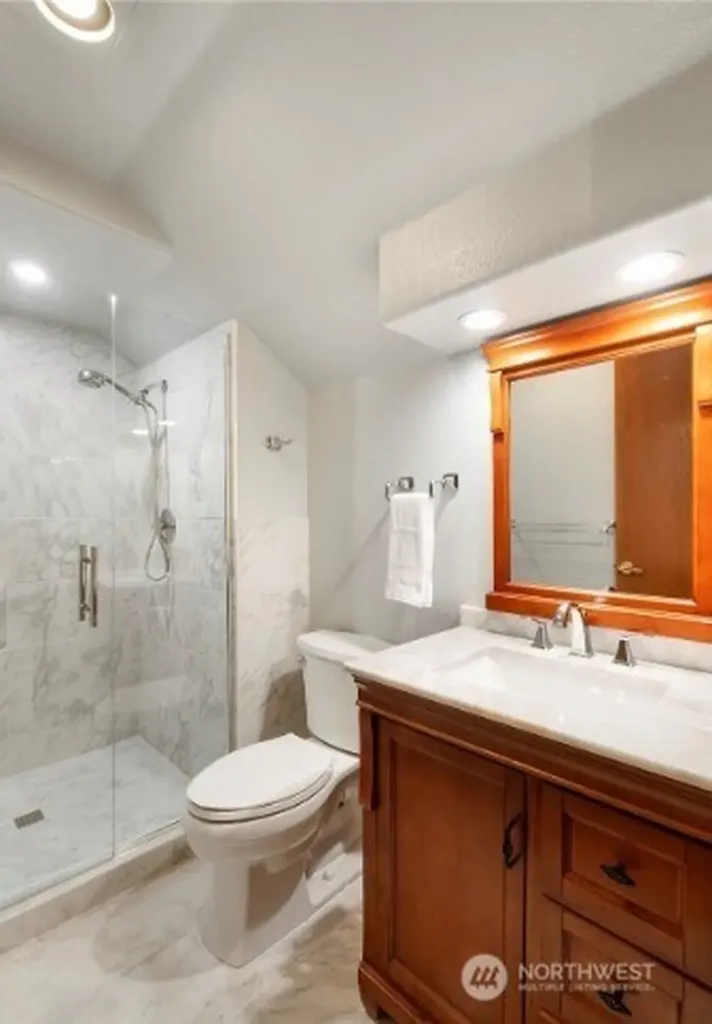 11618 Jennifer Court E Puyallup WA 98374