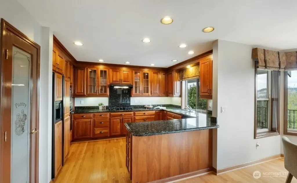 11618 Jennifer Court E Puyallup WA 98374