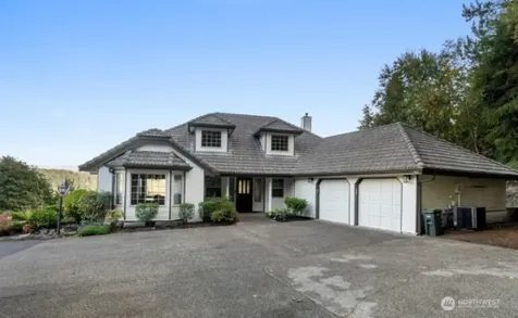 11618 Jennifer Court E Puyallup WA 98374