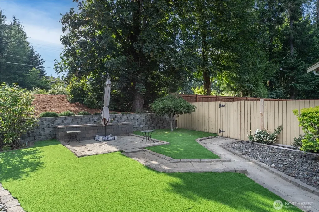 4000 NE Breakwater Court Bremerton WA 98311