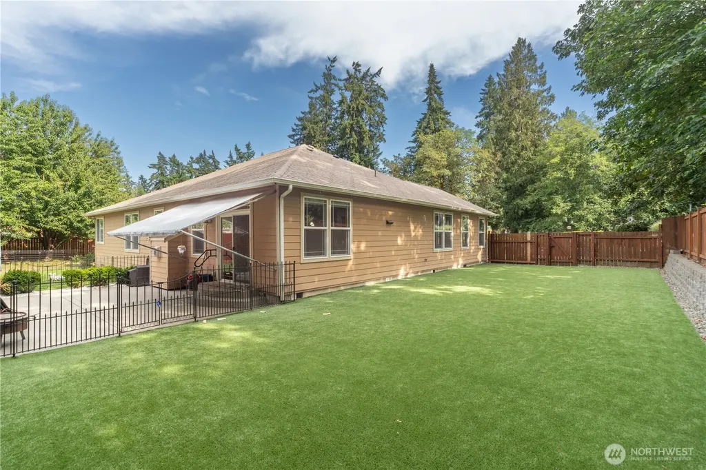 4000 NE Breakwater Court Bremerton WA 98311