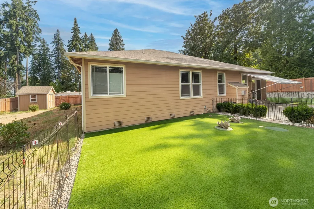 4000 NE Breakwater Court Bremerton WA 98311