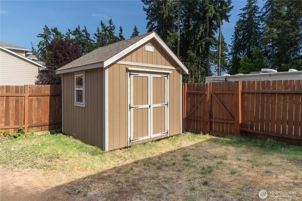 4000 NE Breakwater Court Bremerton WA 98311