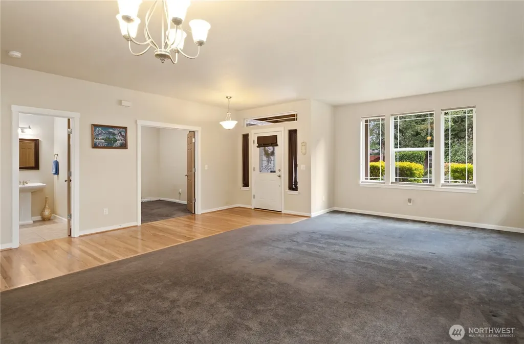 4000 NE Breakwater Court Bremerton WA 98311