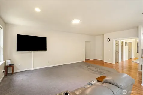 4000 NE Breakwater Court Bremerton WA 98311