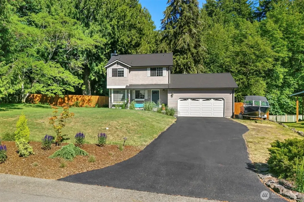 6702 Cortez Place NW Bremerton WA 98311