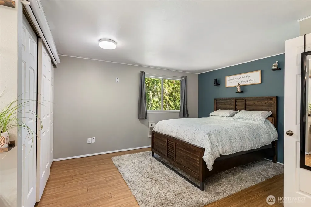 6702 Cortez Place NW Bremerton WA 98311