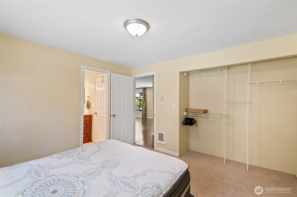 81 N Buckhorn Court Hoodsport WA 98548
