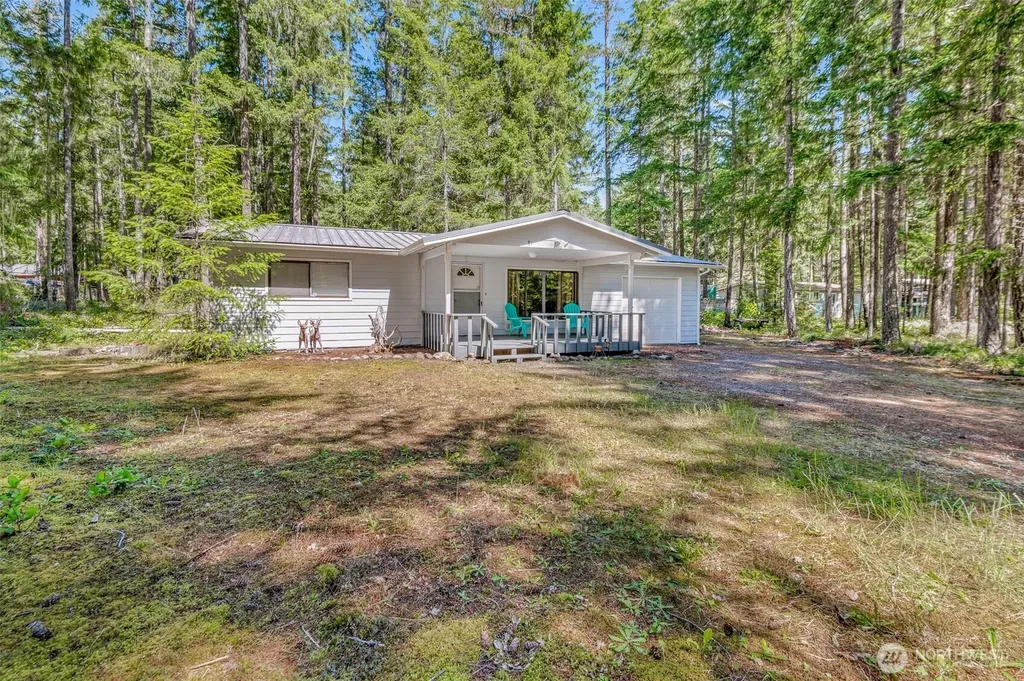 81 N Buckhorn Court Hoodsport WA 98548
