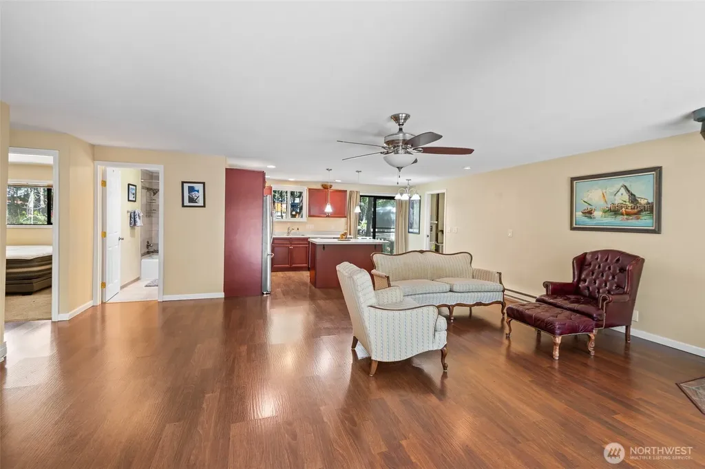 81 N Buckhorn Court Hoodsport WA 98548