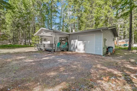 81 N Buckhorn Court Hoodsport WA 98548