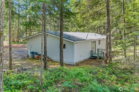 81 N Buckhorn Court Hoodsport WA 98548