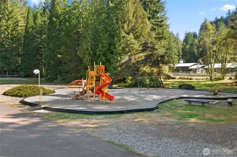 81 N Buckhorn Court Hoodsport WA 98548