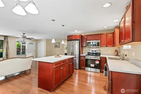 81 N Buckhorn Court Hoodsport WA 98548