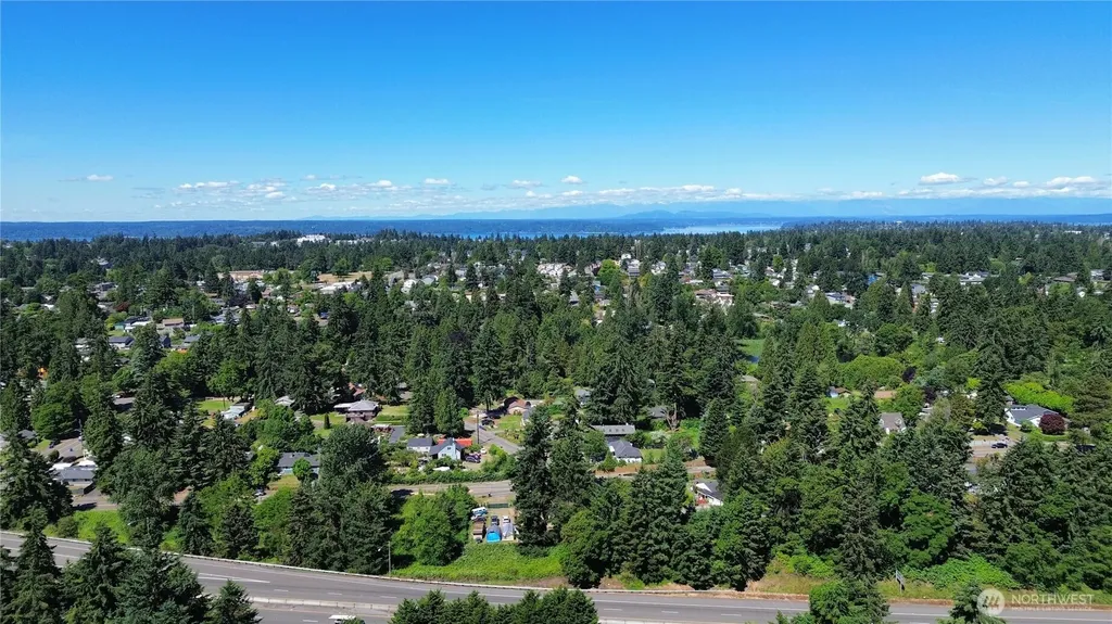 124 8th Avenue S Burien WA 98168