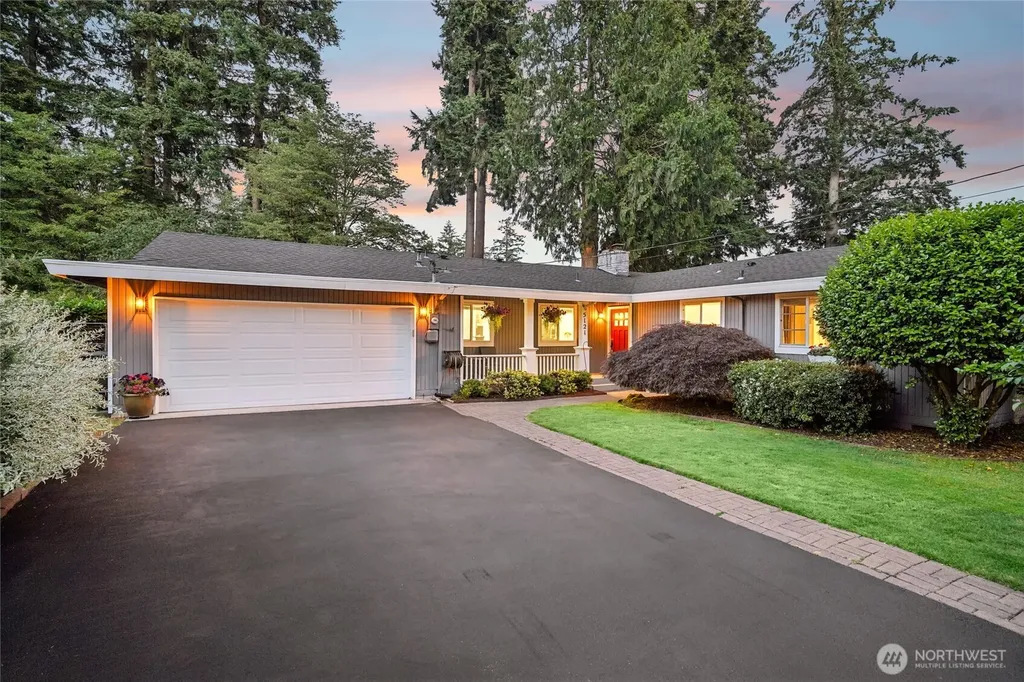 5121 Sunset Drive W University Place WA 98467