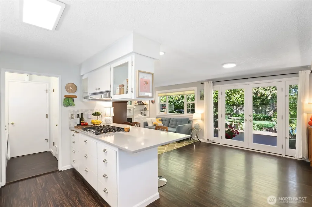 5121 Sunset Drive W University Place WA 98467