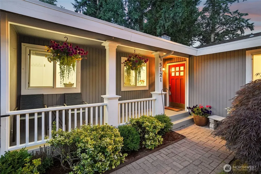 5121 Sunset Drive W University Place WA 98467