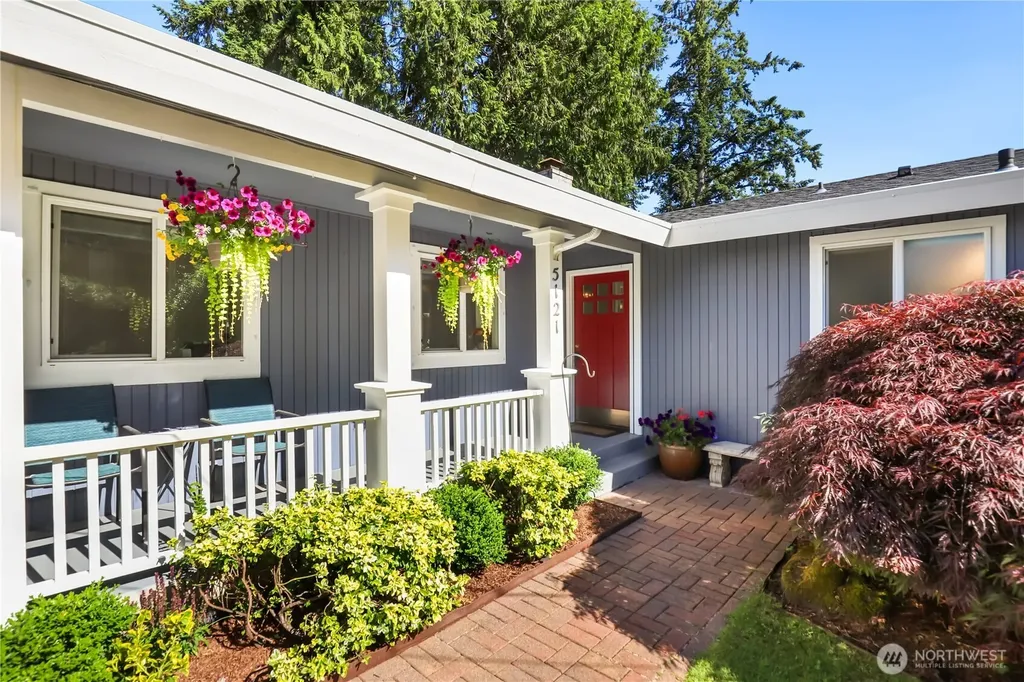 5121 Sunset Drive W University Place WA 98467