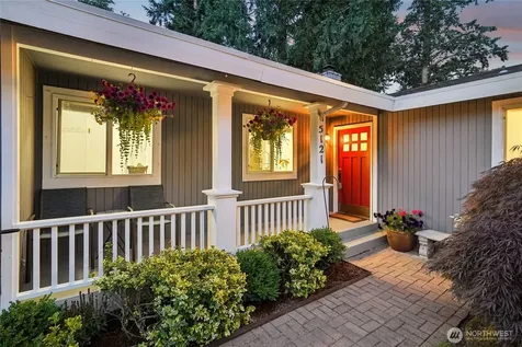 5121 Sunset Drive W University Place WA 98467