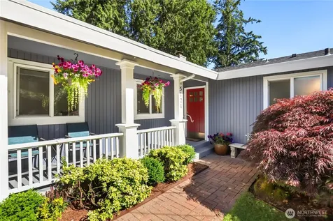 5121 Sunset Drive W University Place WA 98467