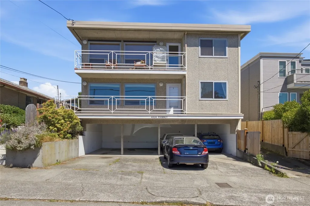 4324 Phinney Avenue N Seattle WA 98103