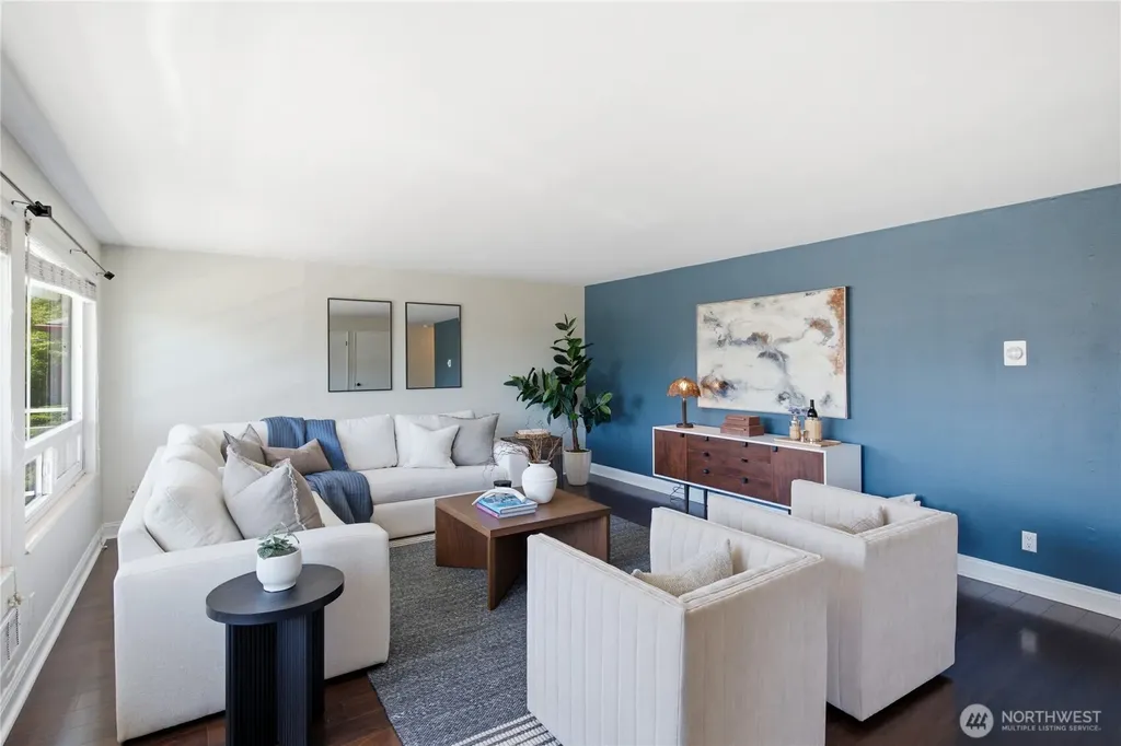 4324 Phinney Avenue N Seattle WA 98103